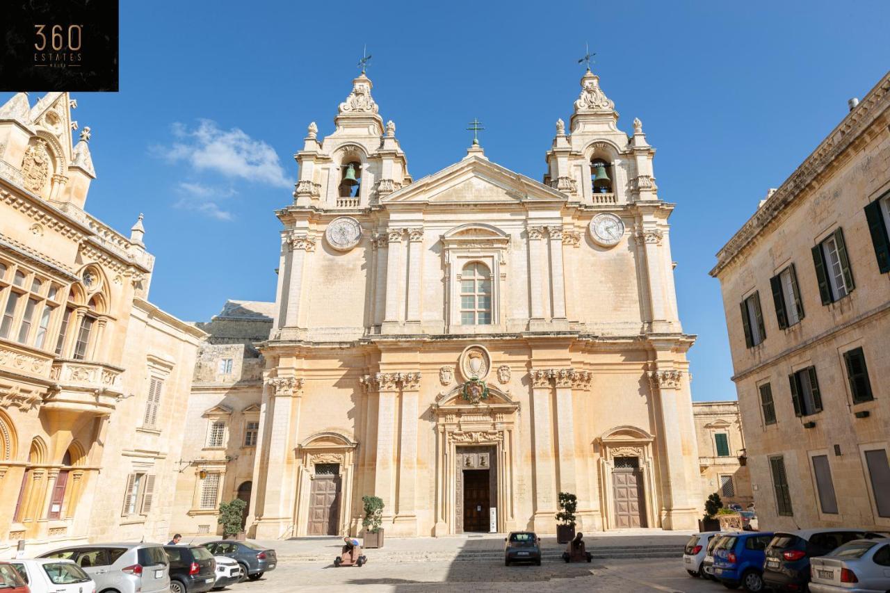 Palazzo 16Th Century Mdina, Opposite St Paul'S Cathedral By 360 Estates Apartment Екстериор снимка